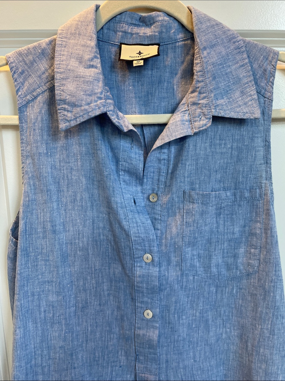 Tuckernuck Sleeveless Chambray Button-Front Dress in Light Blue - Picture 3 of 6